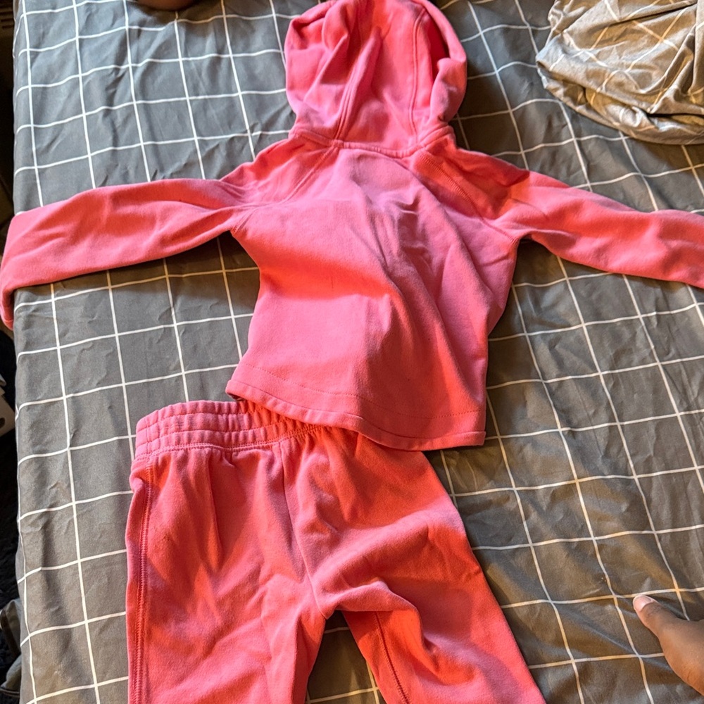 Nike Tech - Picture 3 of 6